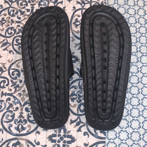 New Comfy Anti-Slip Pillow Slides Unisex - Picture 3 of 5